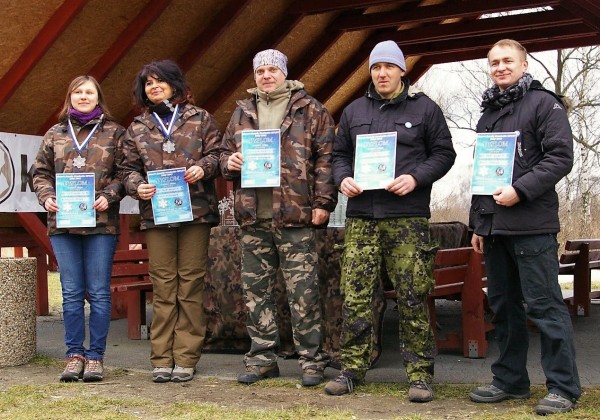 Najlepsza drużyna - JURA Team Kolba.pl B, od lewej: Katarzyna Millan, Jolanta Wiśniewska, Radosław Koclęga, Gabriel Węcel i&nbsp;Marek Klenczar